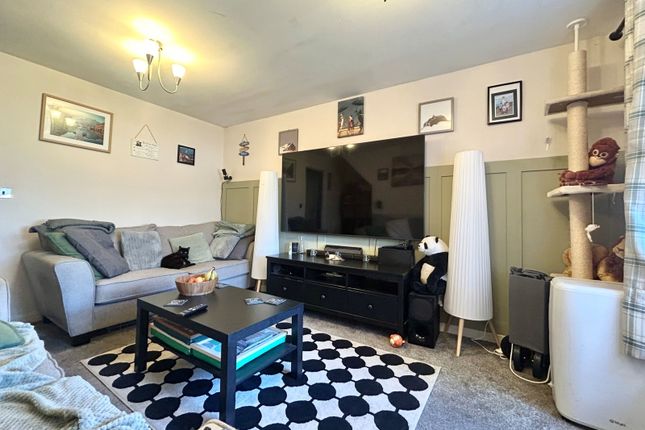 199, Wrens Nest Road, Dudley photo 2