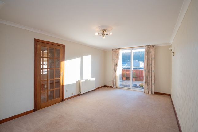 50, Springfield Road, Cumbernauld photo 3