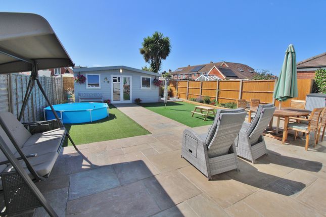 19, Wicor Mill Lane, Fareham photo 2