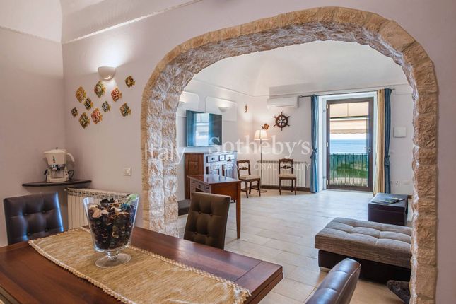 Apartment for sale in Via Gugliemo Marconi, Aci Castello, Sicilia