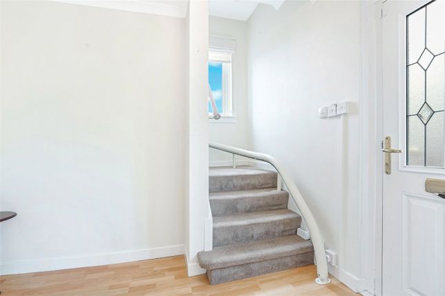 10, Craigbank, Alloa photo 4