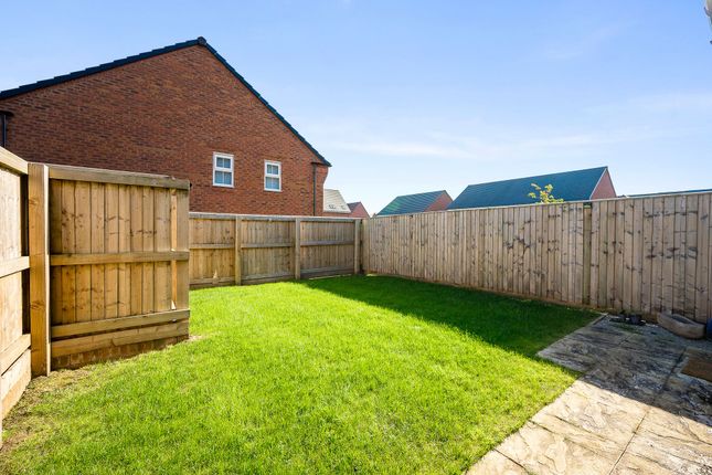 19 Primrose Way, Wilmslow photo 4