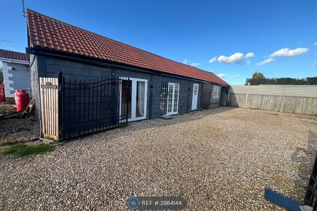 3 bed property for rent in The Paddocks, Farnham GU10