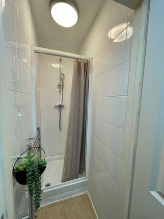 100 Birdham Road, Brighton photo 4