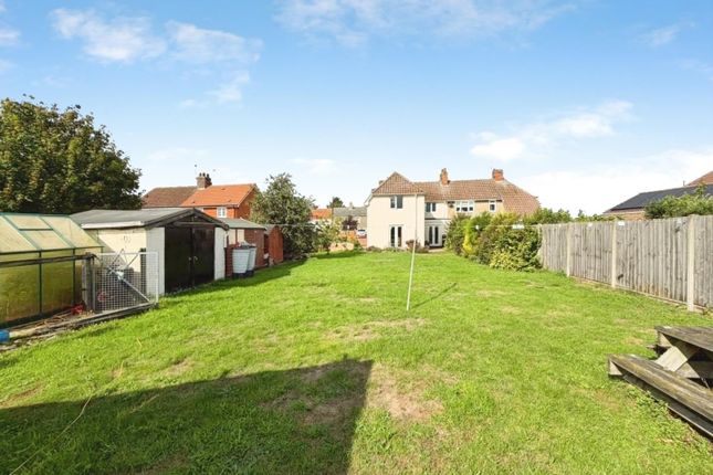 39, Wilton Road, Feltwell photo 3