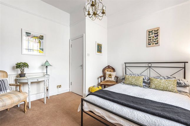 Apartment 4, 9, Gascoyne Place, Devon photo 4