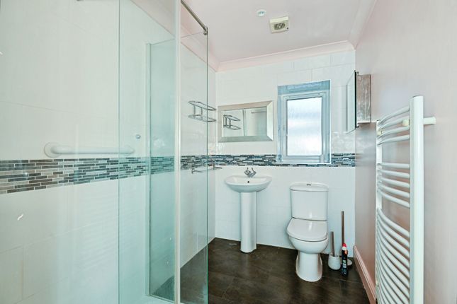 2, Mace Court, Maidstone photo 5