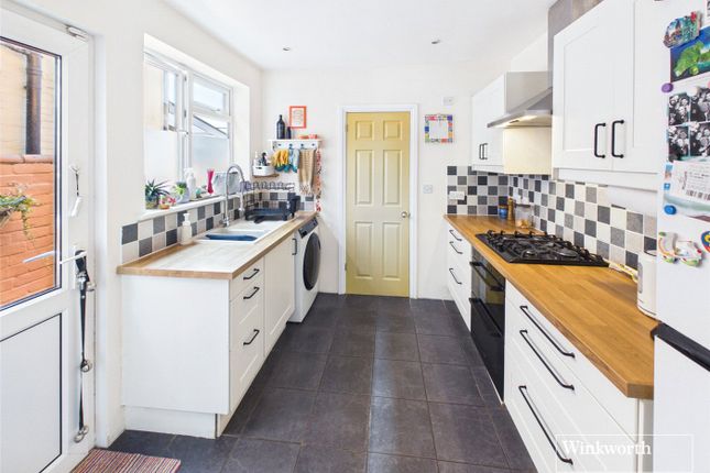 8, Surrey Road, Berkshire photo 4