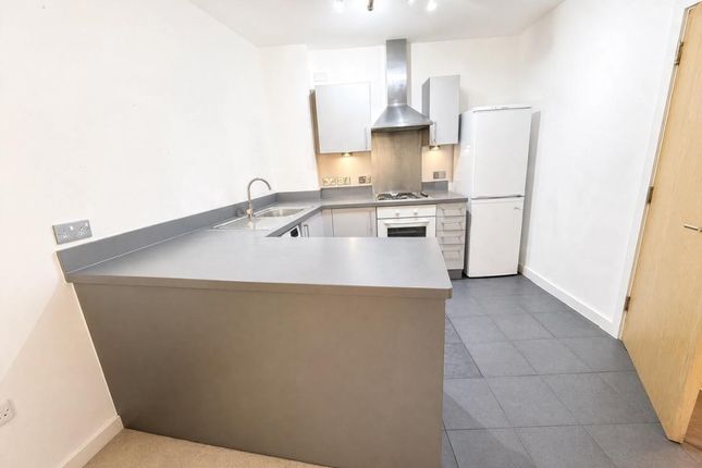 20, aspects court, slough photo 2