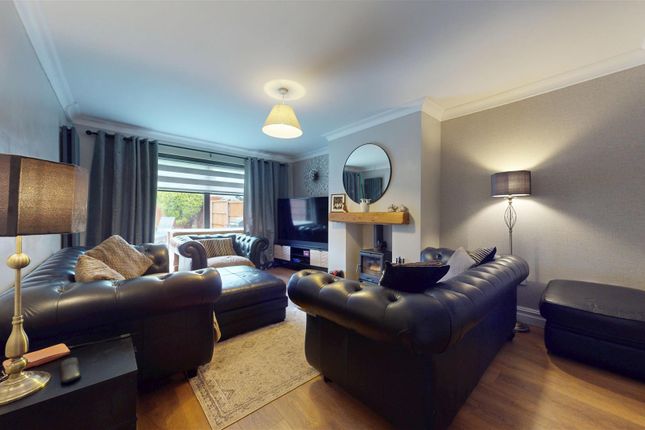 34, Ellis Road, Billinge photo 3