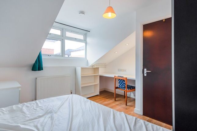 16, Grange Road, Birmingham photo 4
