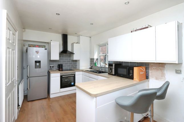 3, Upper Albert Road, South Yorkshire photo 3