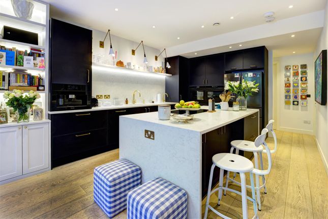 15a, Wycombe Gardens, Golders Green photo 3