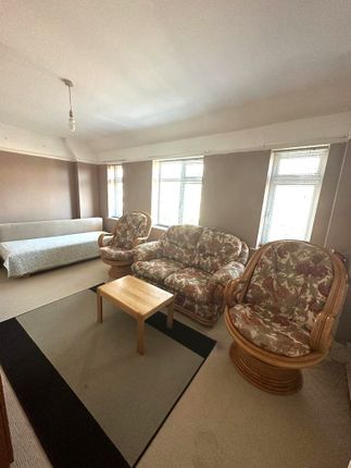 8, Ryefield Court, Joel Street, Northwood Hills photo 5