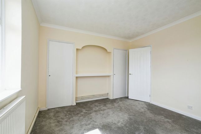 Flat for sale in Blandford Court, Swindon