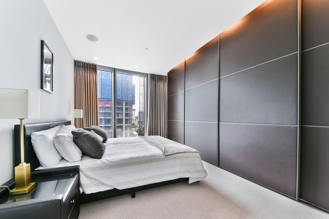 Apartment 209 The Tower, 1 St. George Wharf, London photo 3