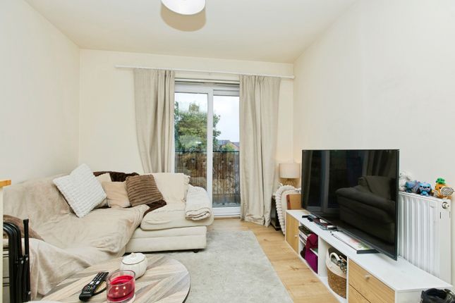 5, Finings Court, Staffordshire photo 3