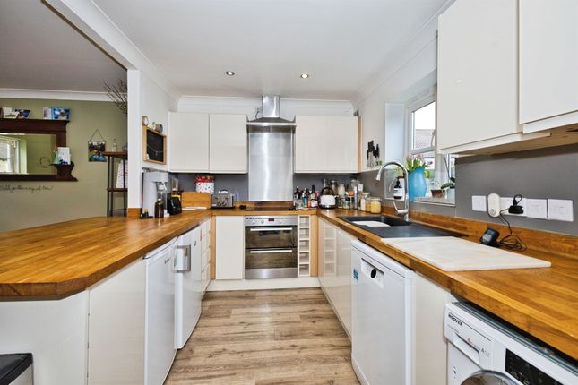 17, Nalder Close, Shepton Mallet photo 4