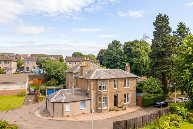 3 Cromarty Drive, Dundee photo 2