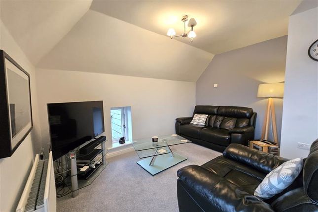 Apartment 21, 17a, West Timperley, Altrincham photo 4
