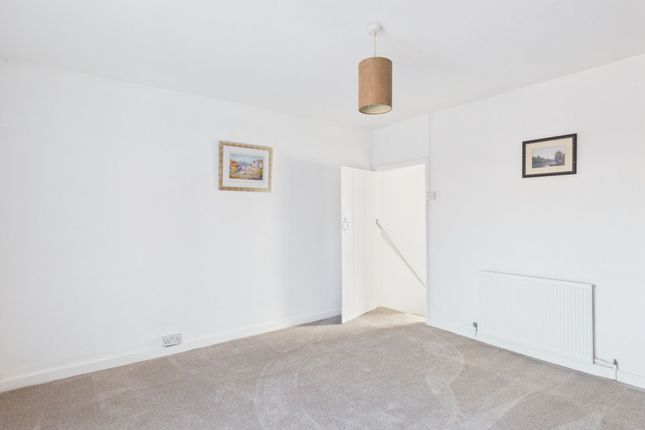 8 Farrishes Lane, Barton-Upon-Humber photo 4