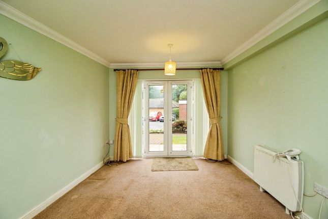Sandringham Court, London Road, Benfleet photo 3