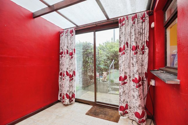 1, Holland View, Gwynedd photo 4