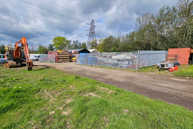 Industrial to let in Searches Lane, Bedmond