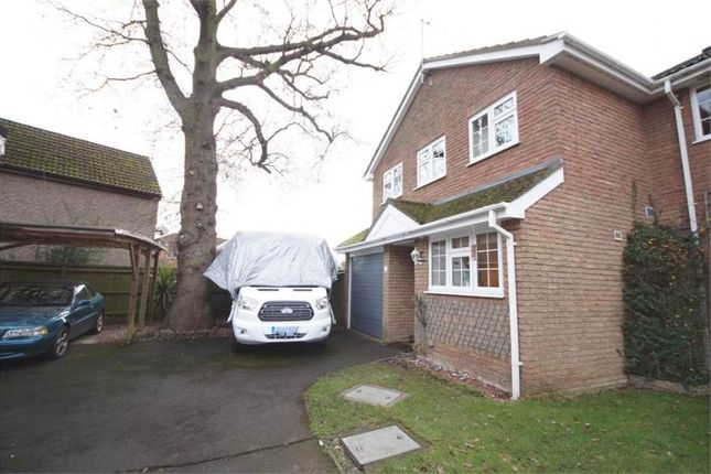 Thumbnail Semi-detached house to rent in Woodbine Close, Reading
