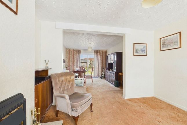 37 The Sorrells, Stanford-Le-Hope photo 3