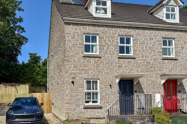 22, Trehaverne Vean, Truro photo 4