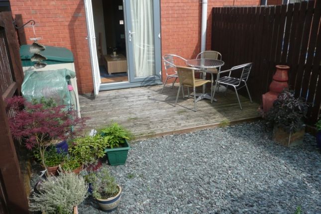 Terraced house to rent in Leaf Street, Hulme, Manchester