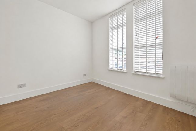 Flat F, 90 Salisbury Street, Northampton photo 4