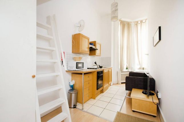 Studio to rent in Penywern Road, Earls Court, London