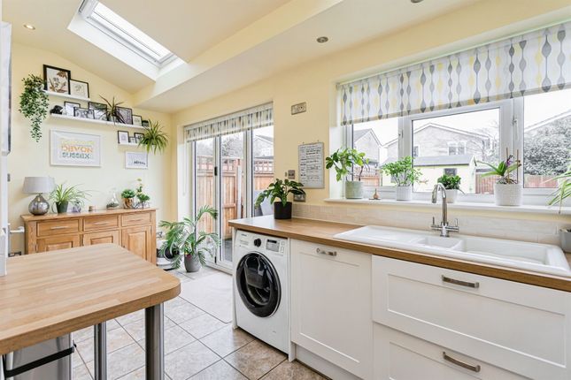 9, The Holt, Burgess Hill photo 2