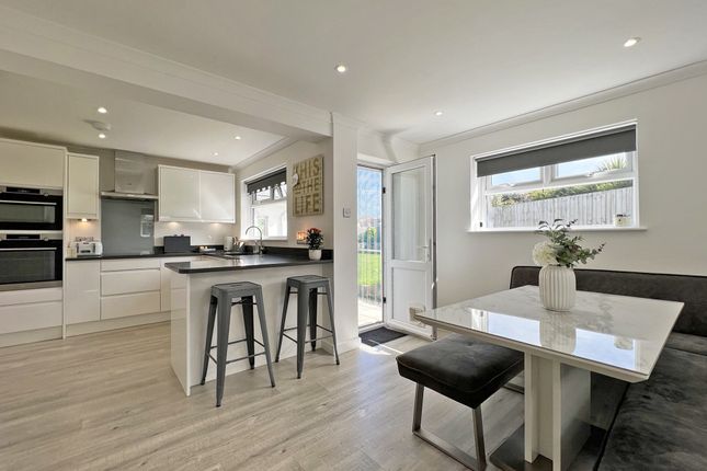 39 Laflouder Fields, Helston photo 3