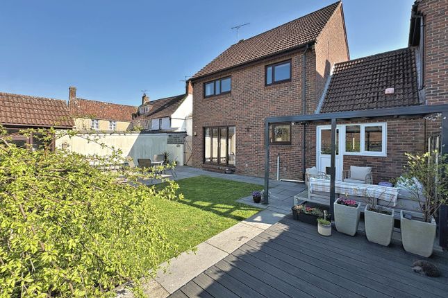 44, Walk Mill Lane, Kingswood, Wotton-under-Edge photo 3
