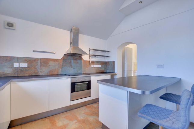 13 Link Road, Leicester photo 4