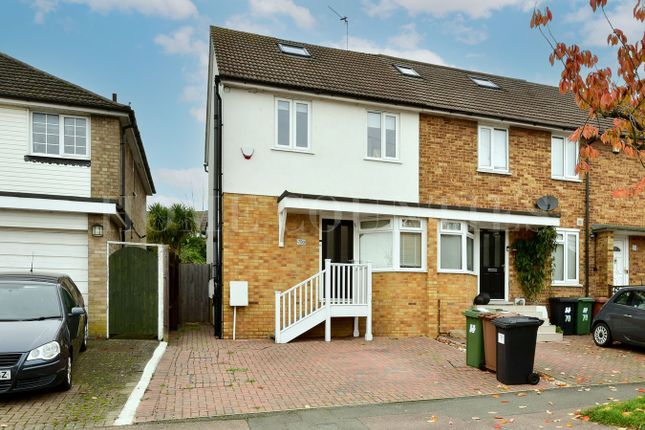 End terrace house for sale in Highview Gardens, Potters Bar