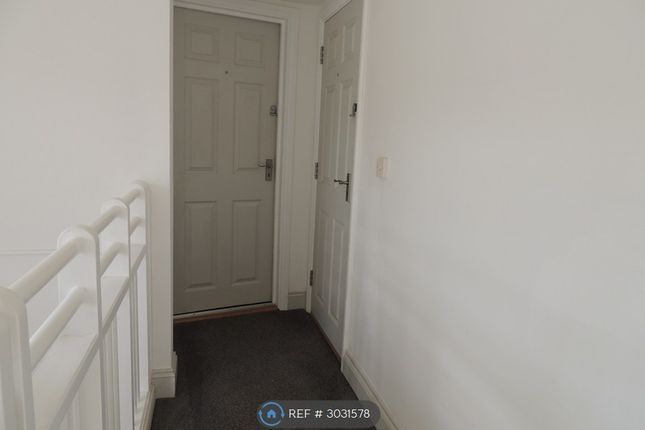 Flat A, High Street, Saxmundham photo 4