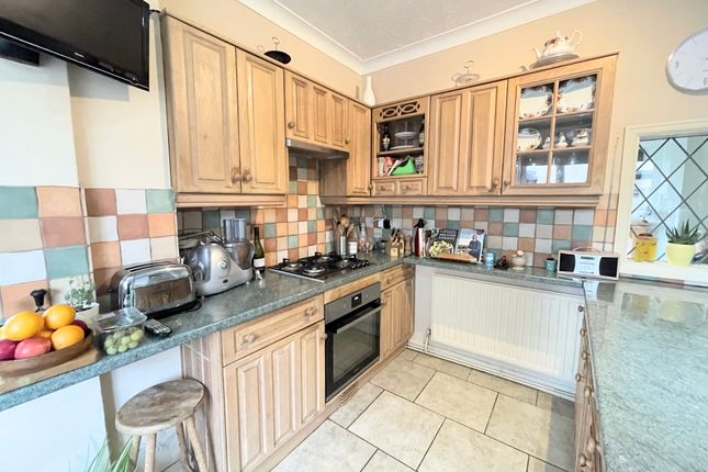 Detached house for sale in Burton Rd, Midway, Swadlincote