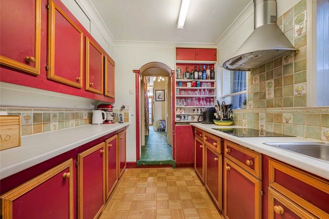 36, Broomhill Road, Kent photo 2