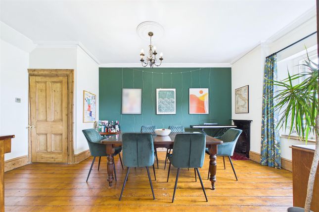 18, Gardens Road, Clevedon photo 2
