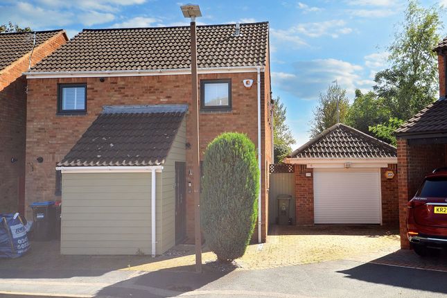 Thumbnail Detached house for sale in Longcross, Pennyland