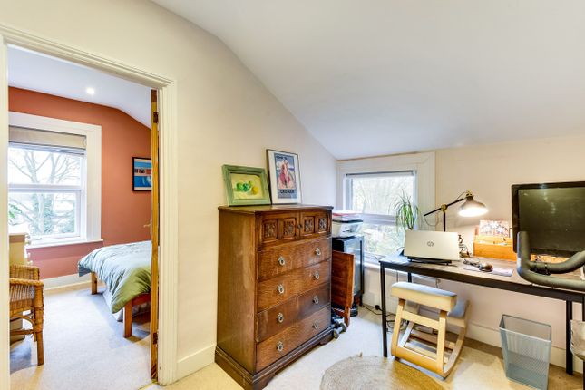 Maisonette for sale in St. Swithuns Road, Hither Green, London