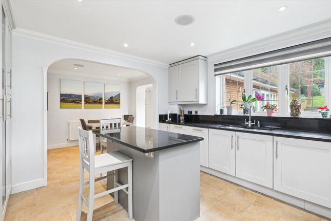 31, Grays Lane, Ashtead photo 4