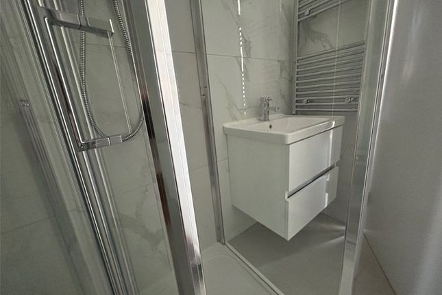 Upper Floor Flat, 4b, Fairfax Mews, Harringey photo 3