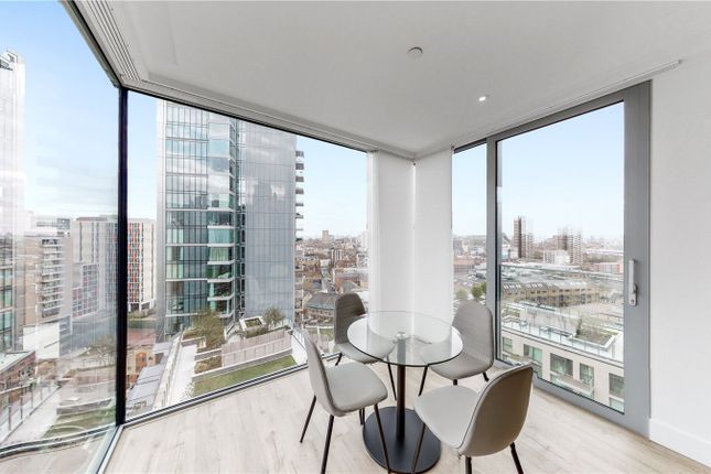 Thumbnail Flat for sale in Piazza Walk, Aldgate, London