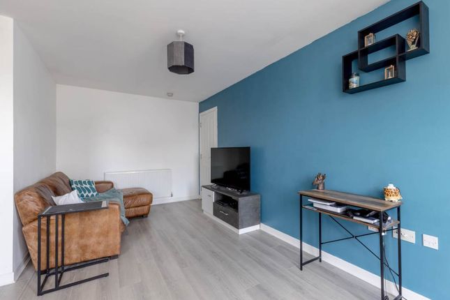 8 (Flat 14), Dauline Road, Dauline Road photo 3