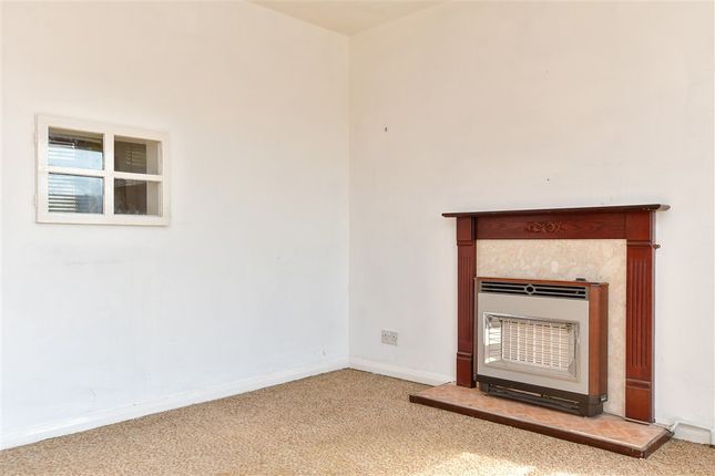 Lambourne Road, Brighton photo 4